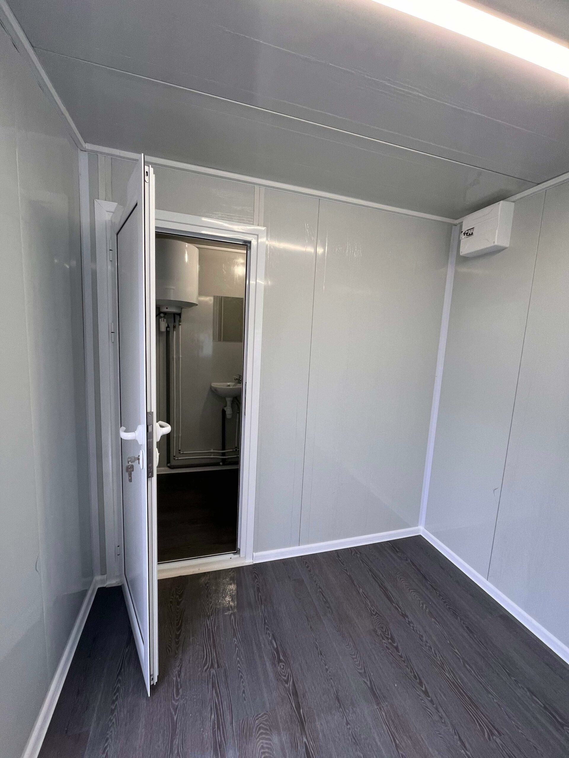 Modulo prefabbricato 14 mq con zona sanitaria - immagine 7