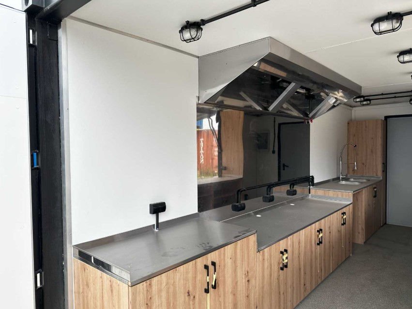 Container ristorante HC da 20 piedi – Disposizione unidirezionale Ideale per la ristorazione mobile o come chiosco di vendita. - immagine 9